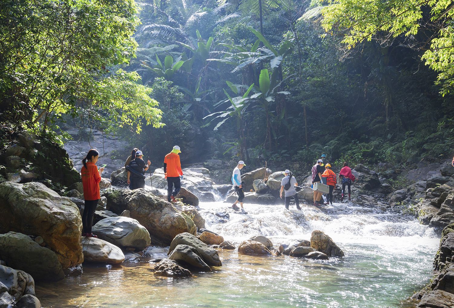 Nhiều cung đường Trekking tại Phong Nha Quảng Bình