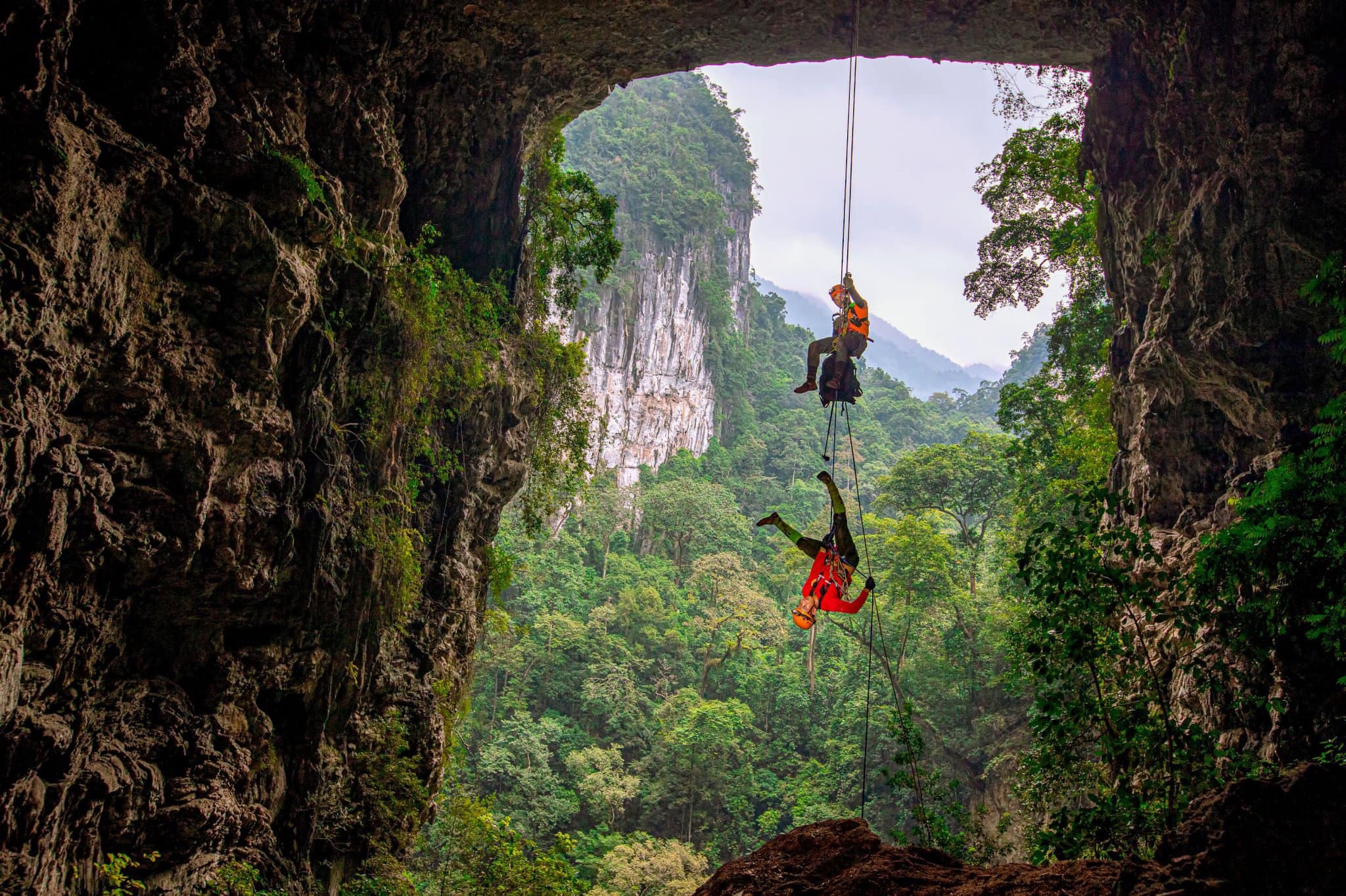 Trekking Phong Nha chinh phục những hang động đep