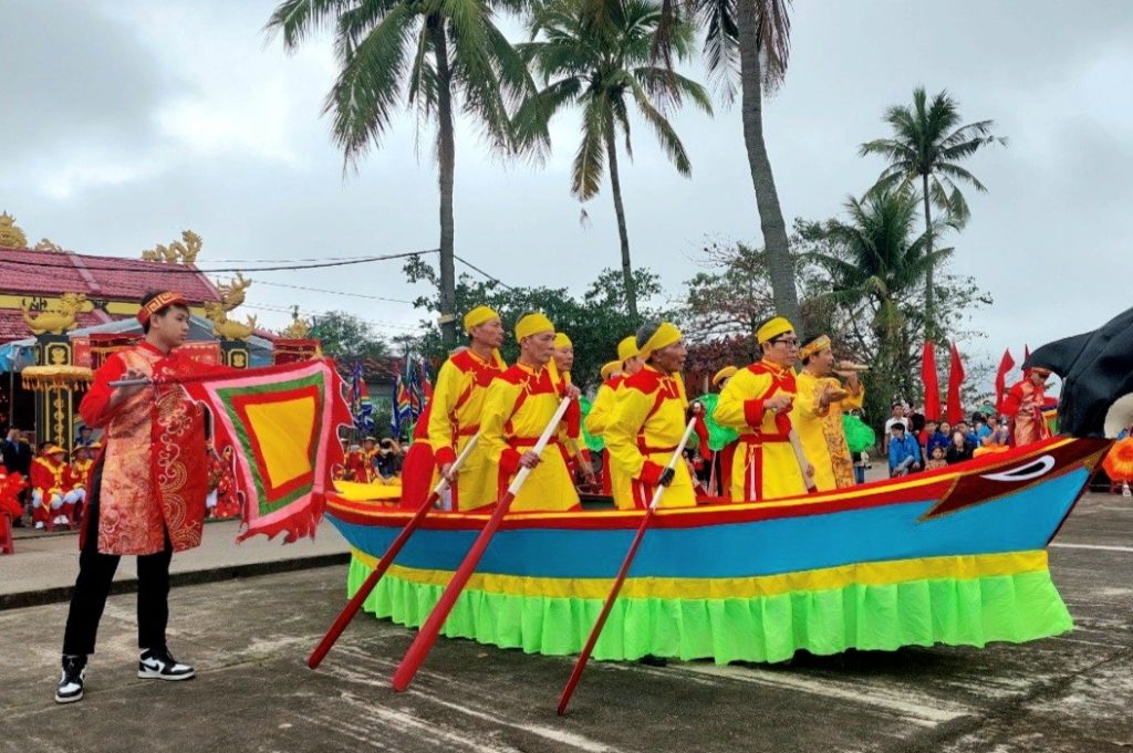 Lễ hội Cầu Ngư ở Quảng Bình